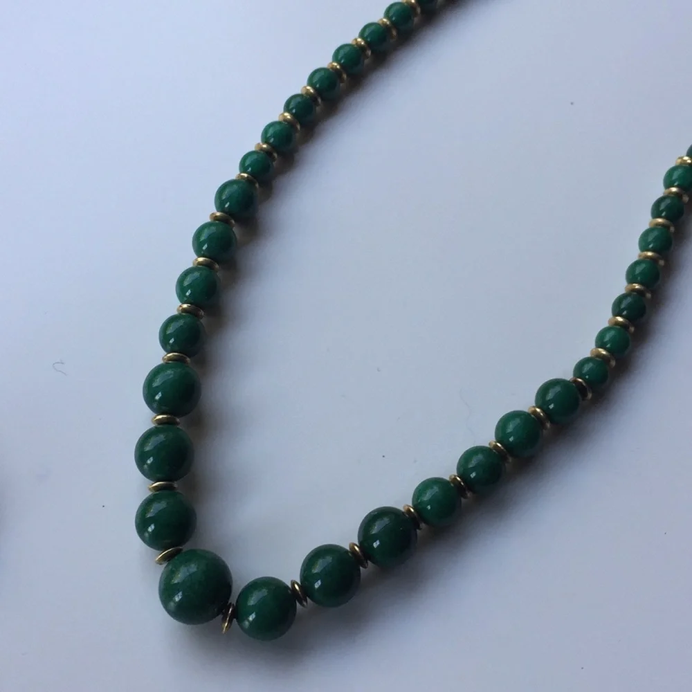 Handcuff green stone and  gold vintage Necklaces 💥🌺🌺💥